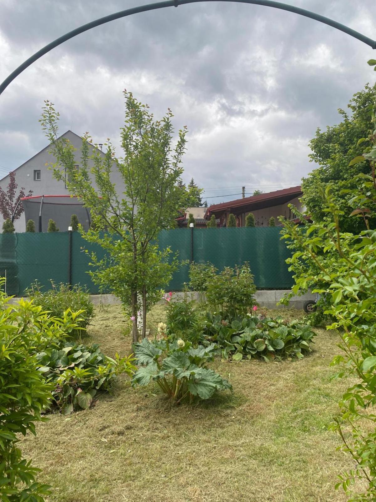 Podkrovi S Koupelnou Svinarov Exterior foto